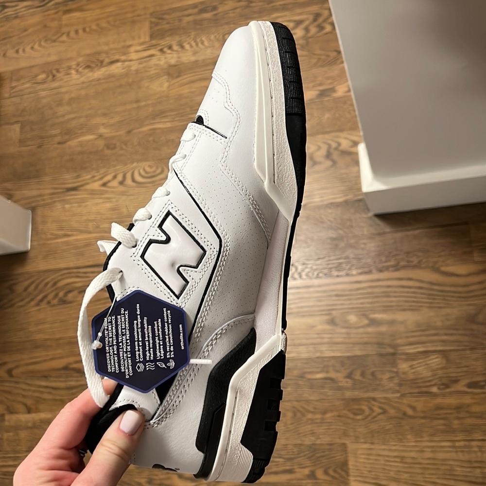 New balance 550 sneakers. I love them and bought them in my correct size